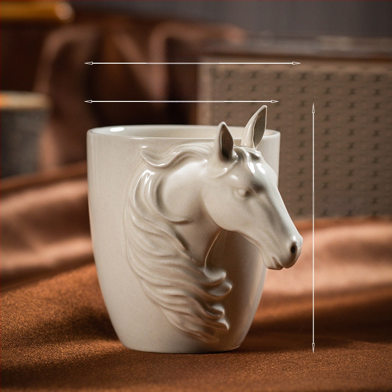 Keraminis espreso puodelis su skersiniu kraštu, lengvas, prabangus uosio spalvos „Master Cup“ su gyvūnų spalvos trimatė rankena, kūrybingas asmeninis vandens puodelis