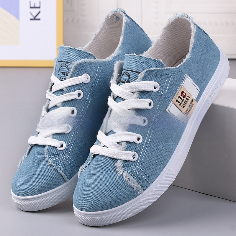 Vientisi pristatyti nauji studentų drobiniai bateliai, patogūs, lengvi laisvalaikio bateliai, languoti medžiaginiai bateliai, seni Pekino medžiaginiai bateliai, moteriški