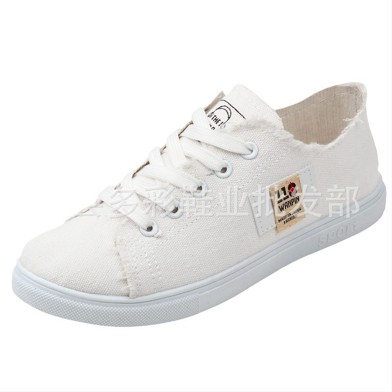 Vientisi pristatyti nauji studentų drobiniai bateliai, patogūs, lengvi laisvalaikio bateliai, languoti medžiaginiai bateliai, seni Pekino medžiaginiai bateliai, moteriški