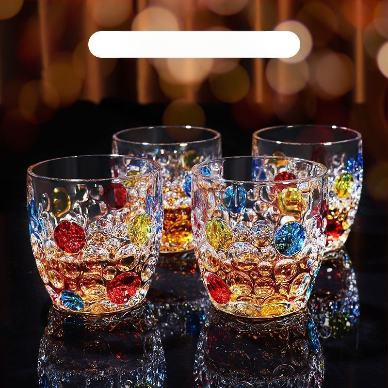 Nauja spalvota taškuota taurė, aukštos kokybės viskio taurė, užsienio vyno taurė, aukštos kokybės alaus taurė, vandens taurė, devynios