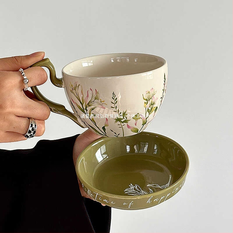 Rohelise niši tassi kaanega kruus kohvitassi alustassiga pastoraalses stiilis kingitus liilia suure mahutavusega veekruus retro apelsinidega