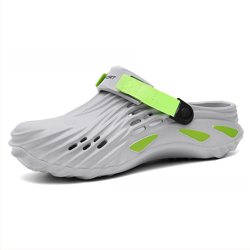 Határokon átnyúló nyári új könnyű klumpa, lélegző lábujj-lábujj nagy méretű strandcipők, alkalmi szandálok, férfi cipők