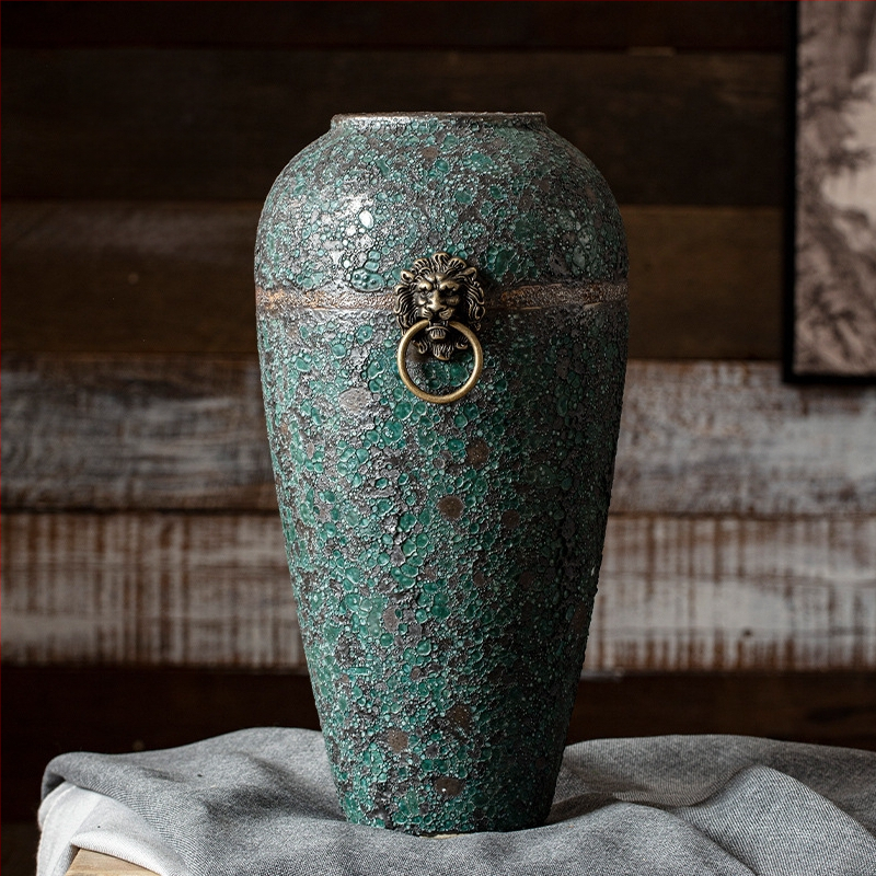 Jingdezhen New Chinoiserie Retro Old Zen įėjimo svetainės baldai su džiovintomis gėlėmis ir vandeniu iškelta keramine vaza