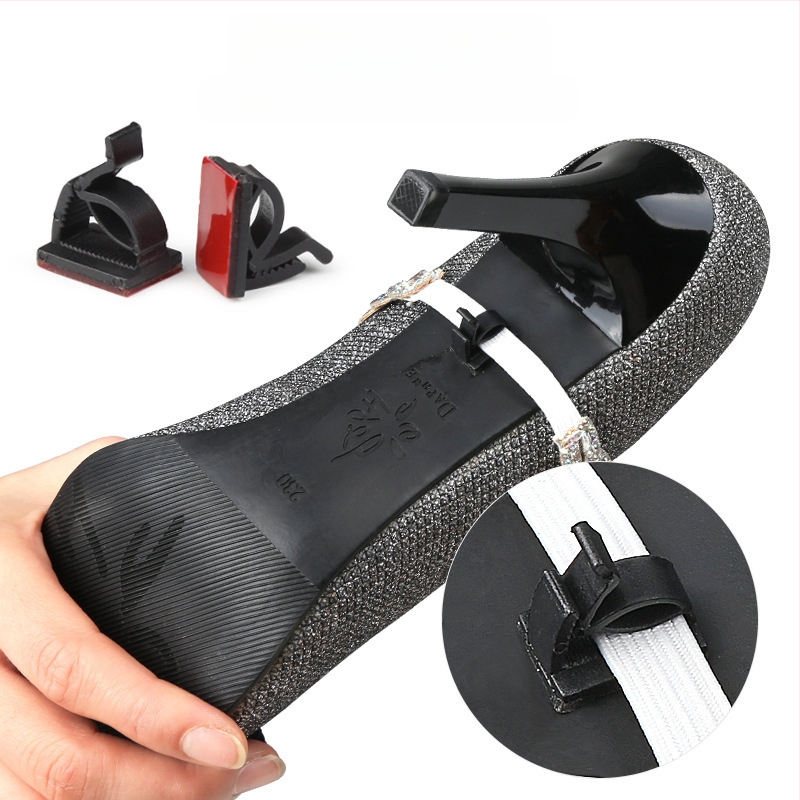 Kõrge kontsaga kingad kukkumisvastaste paeltega, kummipaeltega, puurikaunistusega, kukkumisvastaste kontsadega, kinnituseta pandlaga, fikseeritud paeltega