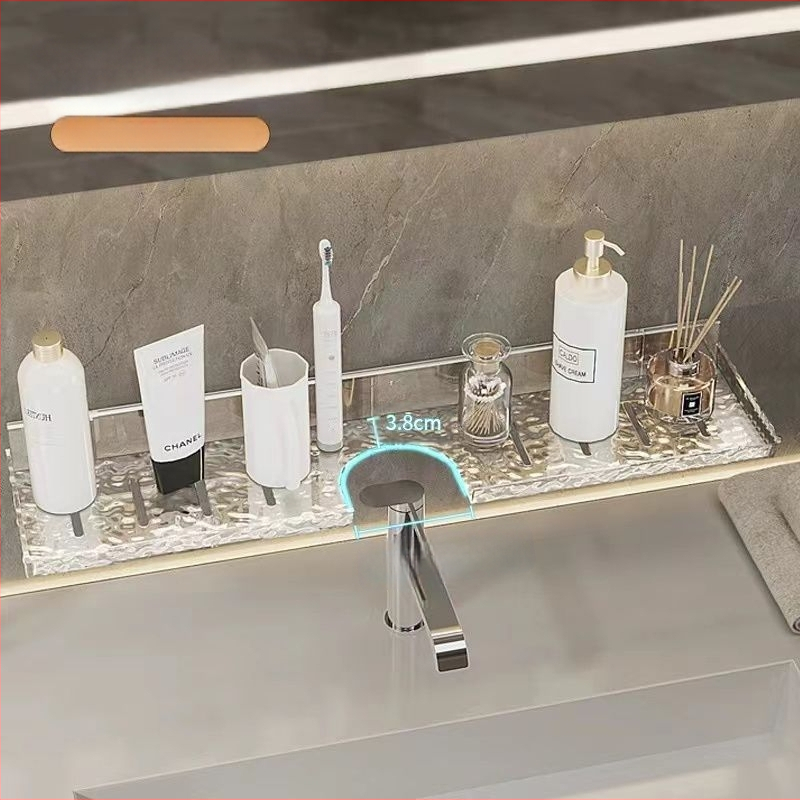 Prabangus vonios kambarys, tualetas, vonios kambario kosmetika, prie sienos tvirtinamas maišytuvas be gręžimo, laikymo lentynėlė