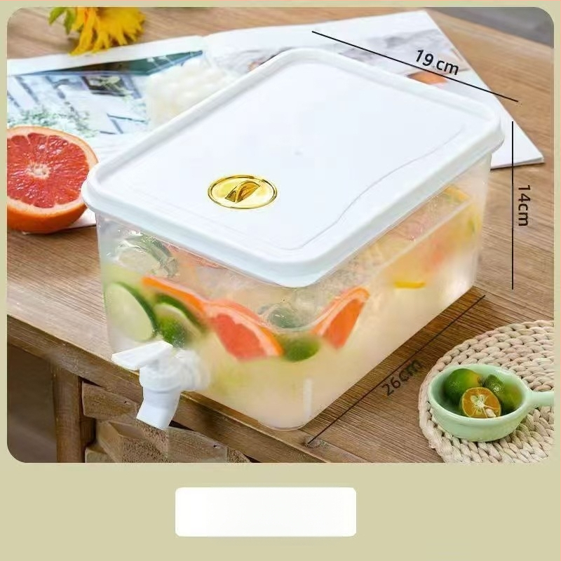 Japoniško stiliaus šalto vandens butelis, plastikinis vasarinis buitinis didelės talpos šalto vandens butelis, filtras, atsparus aukštai temperatūrai, sandarus šaldytuvo sulčių arbatinukas