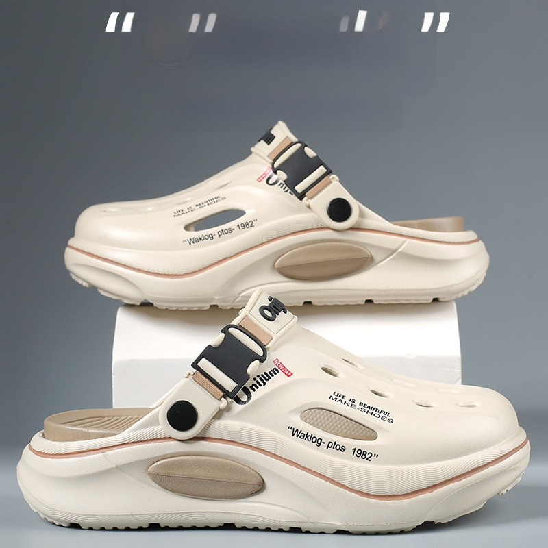 Férfi új szandálok és papucsok nyári csúszásgátló lyukas cipők vastag talpú magasított cipők szerelmeseknek strandszandálok divat