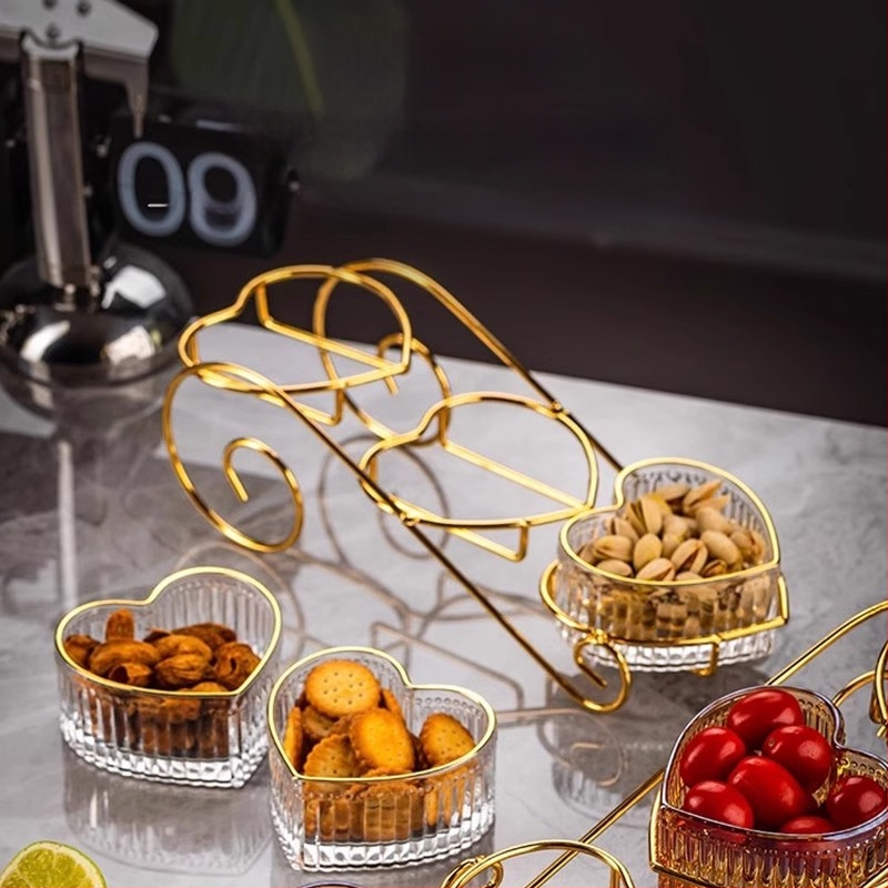 Vaisių lėkštė Daugiasluoksnė svetainės kavos staliukas Buitinė saldainių lėkštė Priėmimo lėkštė Užkandžių lėkštė Popietės arbata Užkandžiai Lengvi prabangūs papuošalai