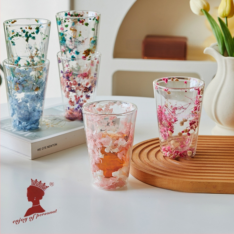 Valódi virágos kétrétegű üveg nagykereskedelmi internetes híresség lány háztartási gyümölcslé pohár magas boroszilikát hőszigetelt valódi virágos kétrétegű üveg