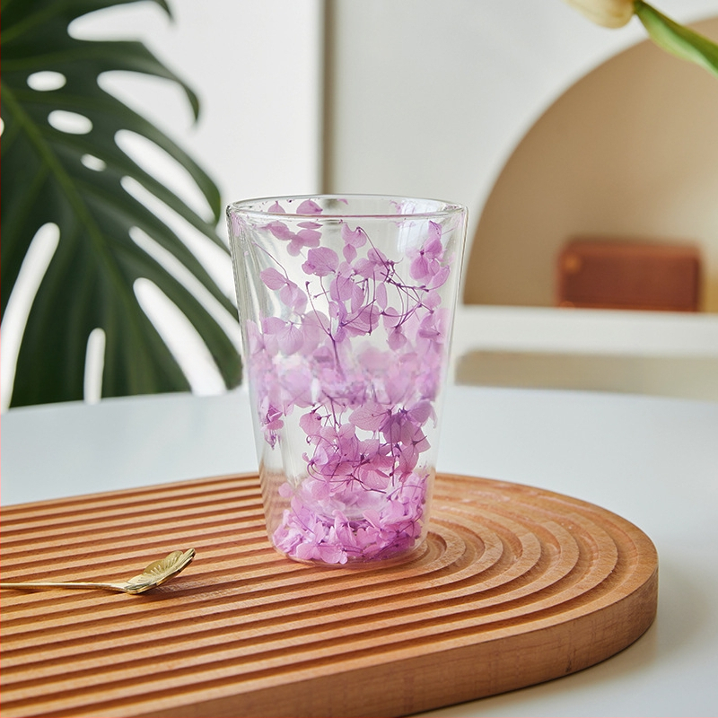 Valódi virágos kétrétegű üveg nagykereskedelmi internetes híresség lány háztartási gyümölcslé pohár magas boroszilikát hőszigetelt valódi virágos kétrétegű üveg