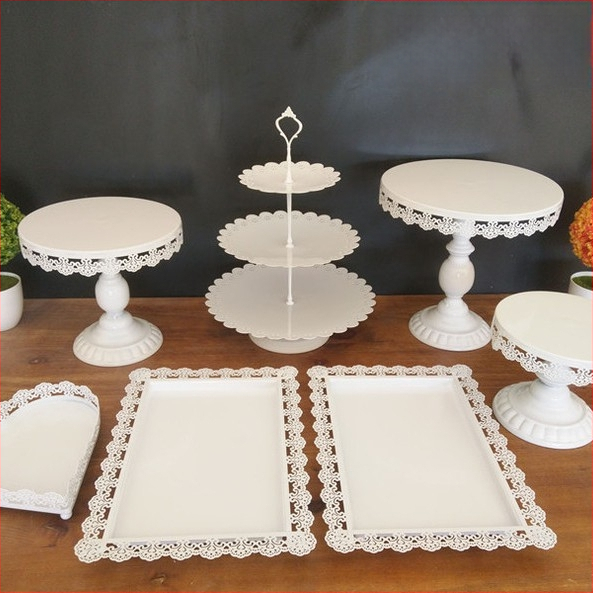 Europietiško stiliaus geležinių tortų stelažų rinkinys, vestuvių dekoravimas, desertų parduotuvė, smilkalų stovas, tortų lėkštė