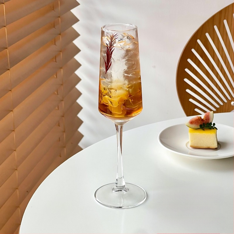 Ins Style Retro üvegpohár Bár koktélpohár Martini pohár Gyümölcsboros pohár Különleges pohár Borospohár