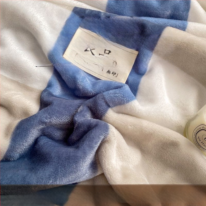 Talvine paksendatud kattetekk Kevad- ja sügisdiivanitekk Kontoritekstiil Korallfliisist piimfliisist tekk Uinakutekk