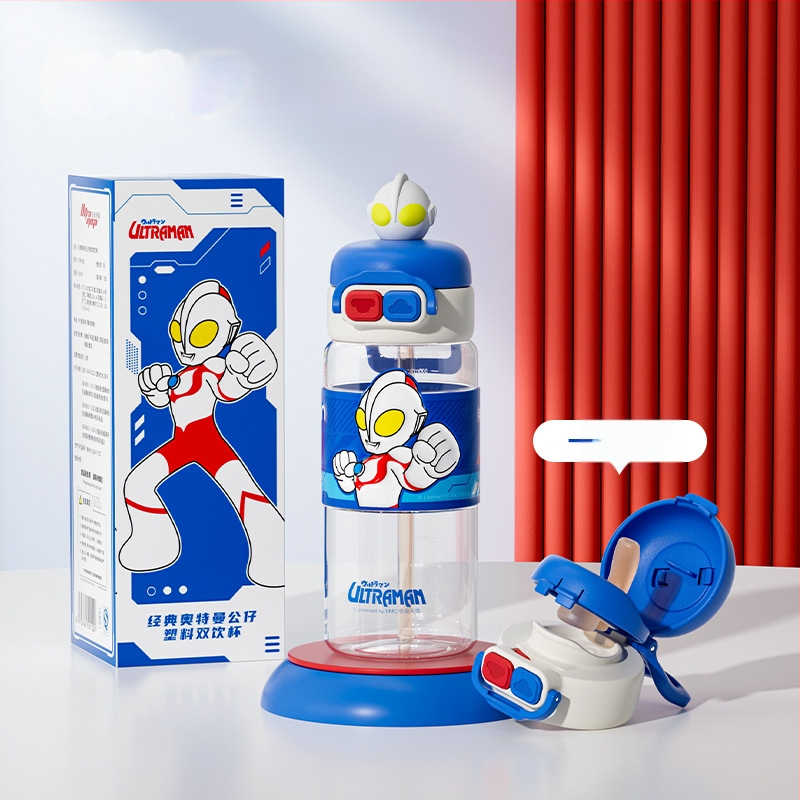 Sanrio Kidsren's Nezha vízipohár nyári lány diák iskoláslány esésgátló hordozható rajzfilm új dupla szívószálas pohár