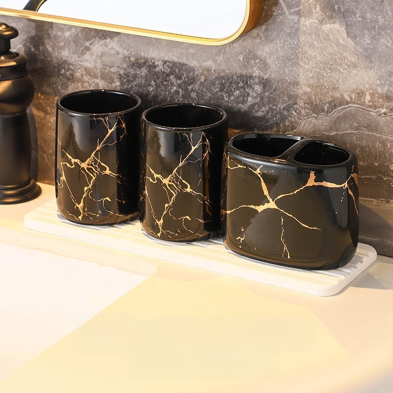 Euroopa stiilis moodne tekiga hoiustatav hambaharjahoidja majapidamise vannitoas marmormustriga keraamiline kosmeetiline paarile mõeldud hambaharja tass