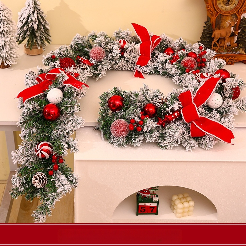 2025 noi decorațiuni de Crăciun, ornamente din ratan, agățat pe ușă, fundal, recuzită de perete, coroană, pandantiv, aspect scenă de activitate