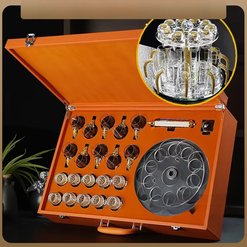 Didmeninė prekyba mažomis, vientisomis, kiniško stiliaus „Yipin Jiangshan Jinshan“ baltojo vyno taurėmis, pagamintomis iš aukso folijos, krištolo, buitinėmis, mažomis, vientisomis, kulkos formos taurėmis.