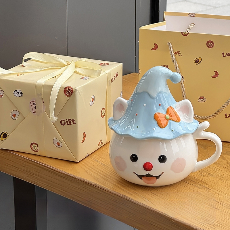 Tüdrukutele mõeldud kruus, nägus kontori kummitustega veekruus, sünnipäevakingitus, eriti ilusa kassikujuline keraamika hulgimüük