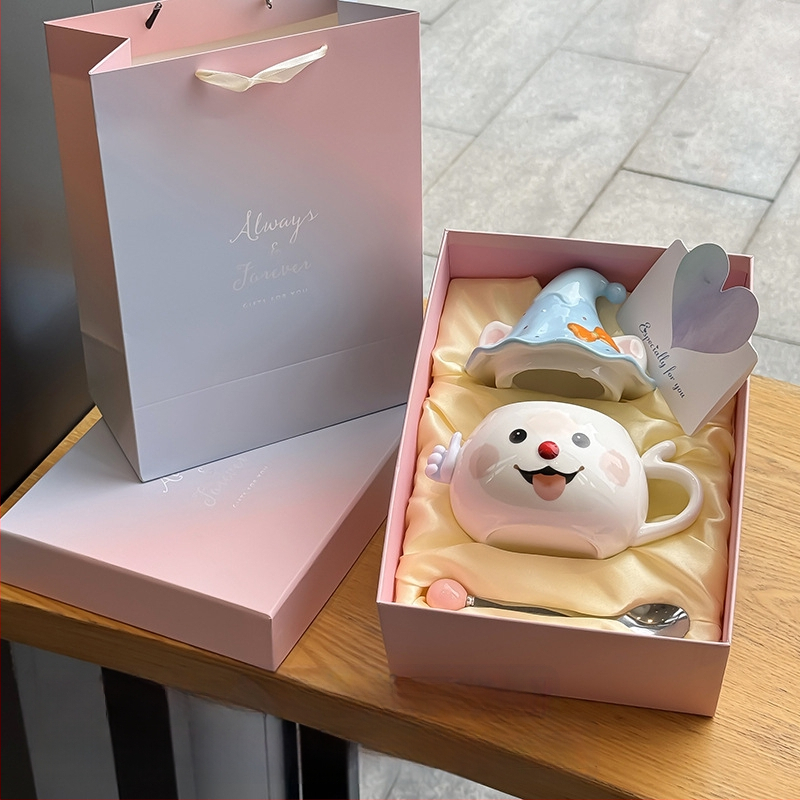 Tüdrukutele mõeldud kruus, nägus kontori kummitustega veekruus, sünnipäevakingitus, eriti ilusa kassikujuline keraamika hulgimüük