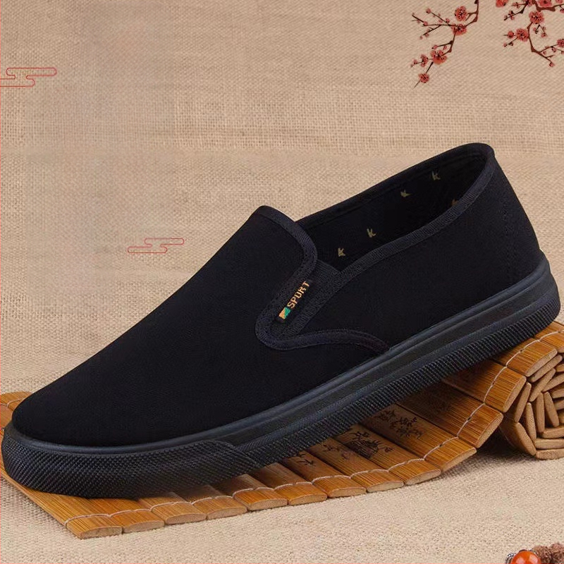 Uue kevade ja sügise põlvkond, vanad Pekingi riidest kingad, meeste vabaajajalatsid, keskealiste vabaajajalatsid, mustad tööjalatsid