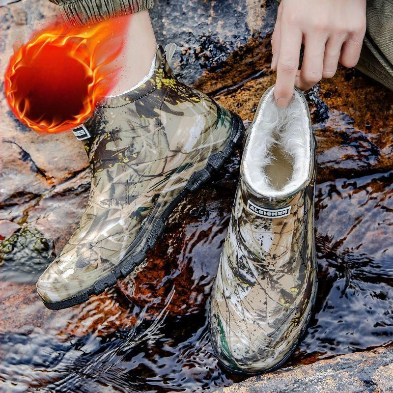 Madala lõikega, keskmise lõikega, kerged, libisemiskindlad, kõrge lõikega kummikud, kulumiskindlad meeste kingad, moodsed kummikud, kingad üliõpilastele, hingavad