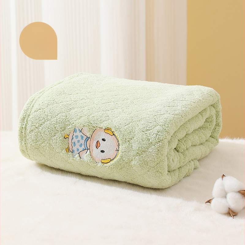 Kūdikio rankšluostis, sugeriantis koralų spalvos aksominis rankšluostis, sustorintas vaikiškas pledas, siuvinėtas su animacinių filmukų raštu, minkšta medvilnė, naujagimiui