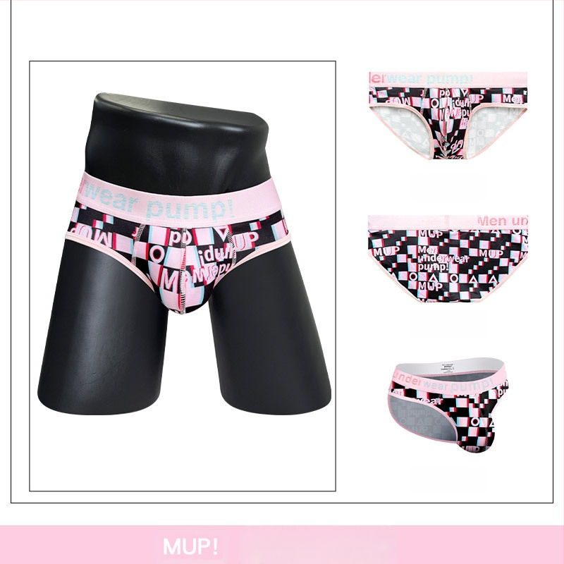 Ploni apatiniai su pumpukais, žemo liemens, aptempti, sėdmenis pakeliantys, madingi spalvų blokų vyriški sportiniai apatiniai, eksportuojamas vienas krepšys.