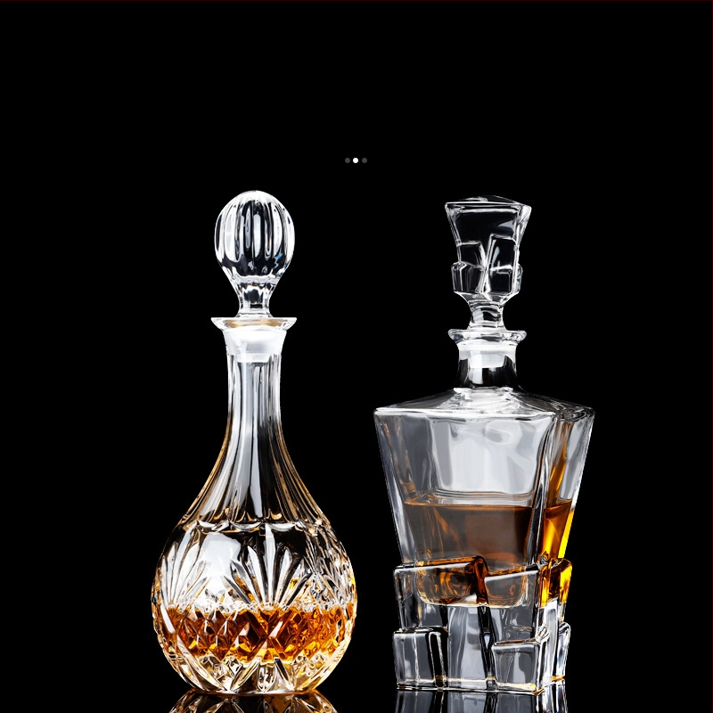 Europietiško stiliaus krištolo stiklinis vyno butelis, asmeninis dekanteris, buitinis sandarus vyno butelis su dangteliu, vyno dozatorius, raudonojo vyno vyno butelis