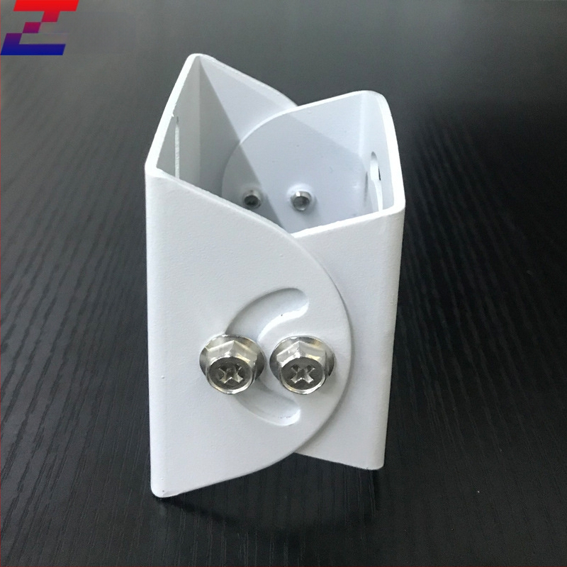 Keskmise suurusega alumiiniumist universaalliigendiga paksendatud 0,2 cm pardipõhi peaga turvakaamera kronsteini turvatarvikud