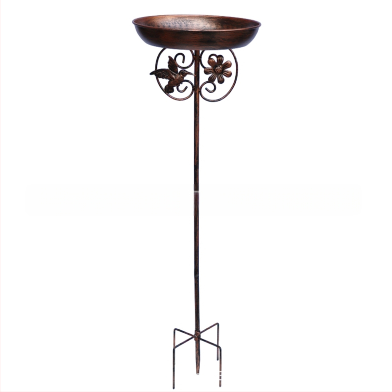 Piiriülene kuummüük aia rauast käsitöö maapistik sisehoovi muru lindude vanni bassein aia välistingimustes kasutatav maapistik lindude söögimaja