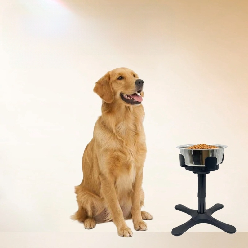 A határokon átnyúló, kutyatáptartó konzol felemelhető és leengedhető, így beállítható az ütésálló dőlésszög, egyszínű rozsdamentes acél tállal