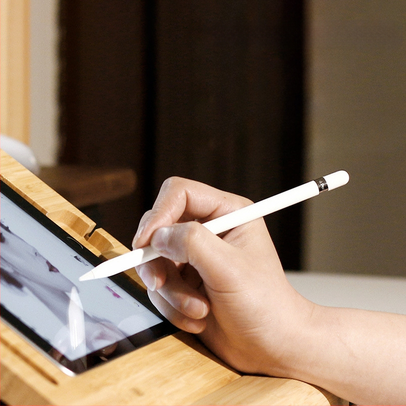 Bambukinis planšetinio kompiuterio stovas, reguliuojamas mobiliojo telefono, planšetinio kompiuterio įkrovimo stovas, „Illustrator“ elektroninės piešimo lentos palaikymas