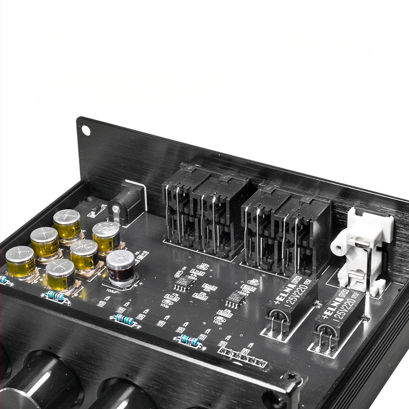 4-sisend-1-väljundiga mikser, mitmekanaliline samaaegne sisend, HiFi kahekanaliline heli, neljasuunaline sisend, ühesuunaline väljundhäälestus