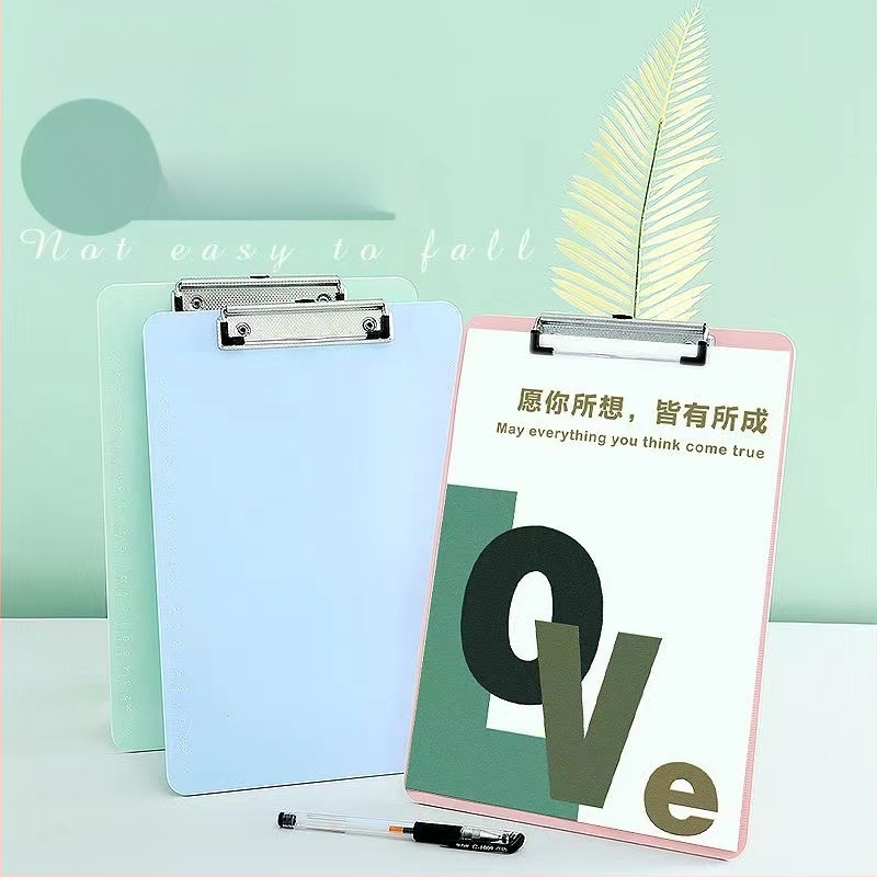 A4 plokk, tahvelarvuti, Morandi kaust, failide ja lahaste kaust, õpilase kirjutamis-, kodutöö-, tahvli-, kontrolltöö- ja kirjatööde kaust