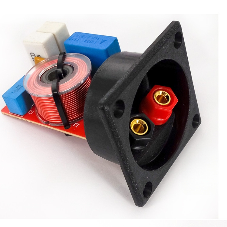 Kuuldava kõlari kõrge ja madala kahesagedusliku jagajaga helikvaliteedi parandamise kõlari sagedusjagaja Crossover-jagaja