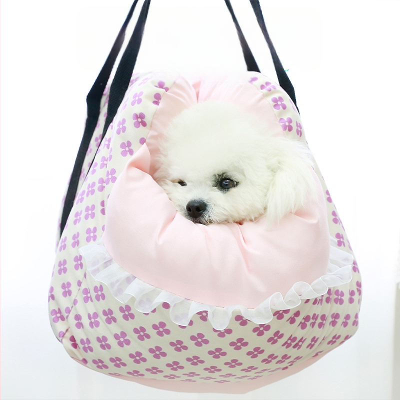 Pikamaasõidu autoküünimatt väikestele koertele West Highlandis, universaalne koera autoküünimatt igaks aastaajaks, saab saata ka teiste nimel