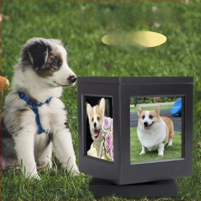 Medinis naminių gyvūnėlių reikmenų urnos besisukantis pagrindas su nuotraukų rėmeliu, šuns karsto dėže, naminių gyvūnėlių kačių atminimo kremavimo dėže
