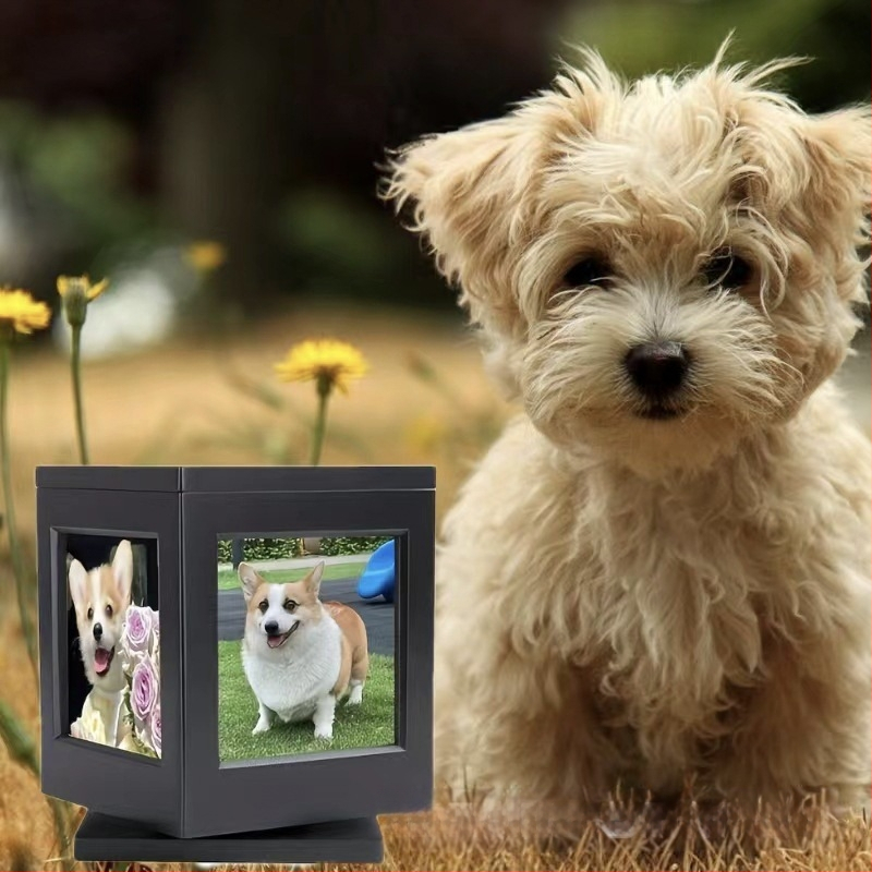 Medinis naminių gyvūnėlių reikmenų urnos besisukantis pagrindas su nuotraukų rėmeliu, šuns karsto dėže, naminių gyvūnėlių kačių atminimo kremavimo dėže