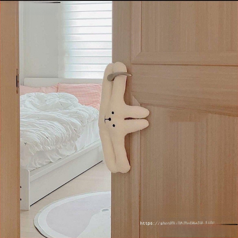 Korea karu-lamba sametist mugavusmänguasi lastele, näpistamisvastane käepidemega uksepeatus, beebitoa ukselingi kaunistus, ukse riputusriiul