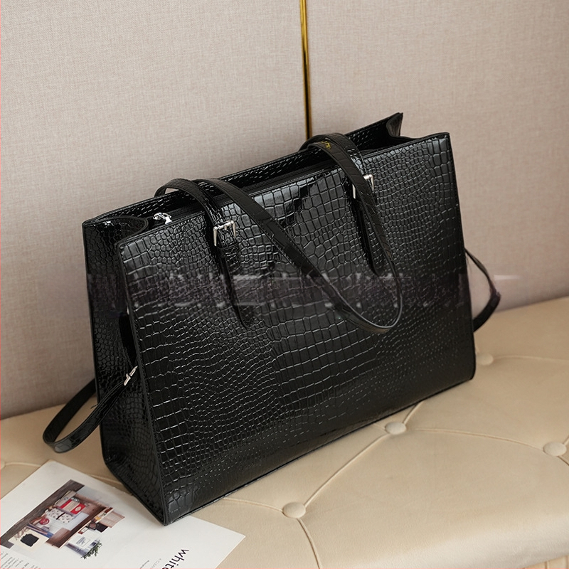 Laos 2023. aastal uus suure mahutavusega moodne kaasaskantav õlakott krokodillimustriga naistele, 15,6-tolline sülearvutikott