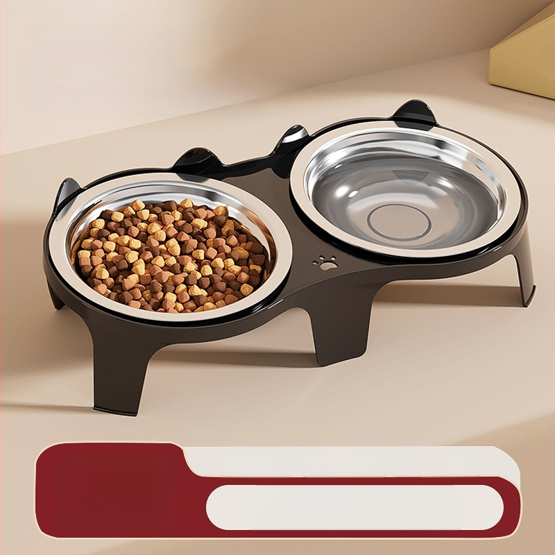 Kassikauss, kassitoidukauss, keraamiline kassiriisikauss, kaldus suuga topeltkauss kaelalülide kaitsmiseks ja ümbermineku vältimiseks, koerakauss joogivee ja söötmise jaoks