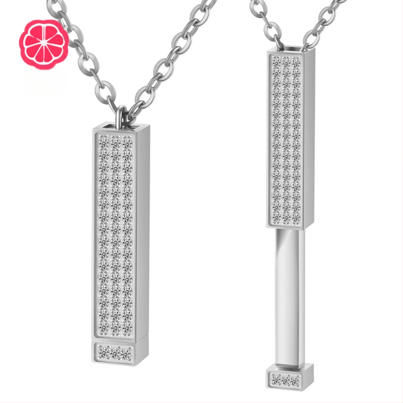 Roostevabast terasest teemantkomplektiga nuku kaelakee, millel on isetegemise teemant-teleskoop-stereokepiga kaelakee jõulukingiks