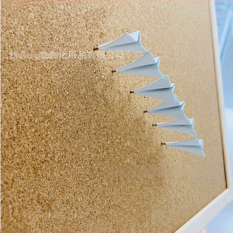 „Factory Direct“ kūrybingas trimatis metalinis orlaivio smeigtukas kamštinei lentai, veltinio dekoratyvinis I formos vinių smeigtukas