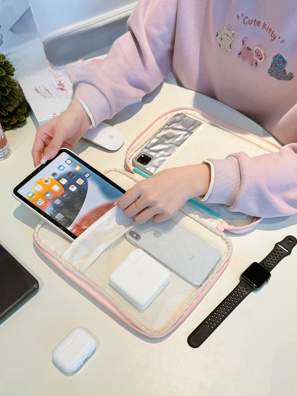 Uus Sanrio Cartoon Fashion iPadi tahvelarvuti hoiukoti sisemine kott sügis- ja talve 11-tollise sülearvuti kott