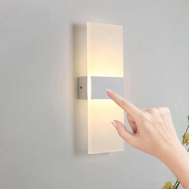 LED intelligentne inimkeha induktsioonseinalamp löögivaba magnetiline imemislamp laetav seinalamp hotelli voodiääre koridori seina imemislamp öölamp