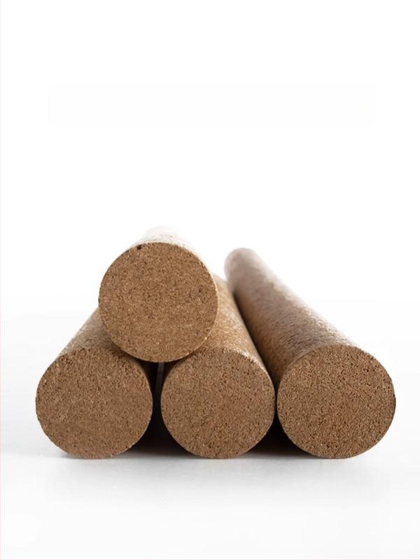 Uus kool, mis mängib lahedat ronimislemmiklooma pehmet puidust keppi R on hiiglaslik Gegaya ripssarv Shougong puukonn tõusev kast ronimismaastik