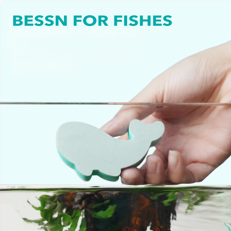 Kalapaagi pühkimine Veejäljed ja katlakivi puhastamine Spetsiaalne majapidamises kasutatav kalapaagi klaas Ei tekita surnud nurga puhastamise artefakte Ei kahjusta akvaariumi tootjaid