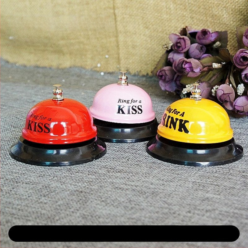 Yao Sha tehase sirgete juustega metallist teeninduskell, käsitsi kroonitud käekell, võtmehoidja, baarileti baarileti valik erinevaid eineid.