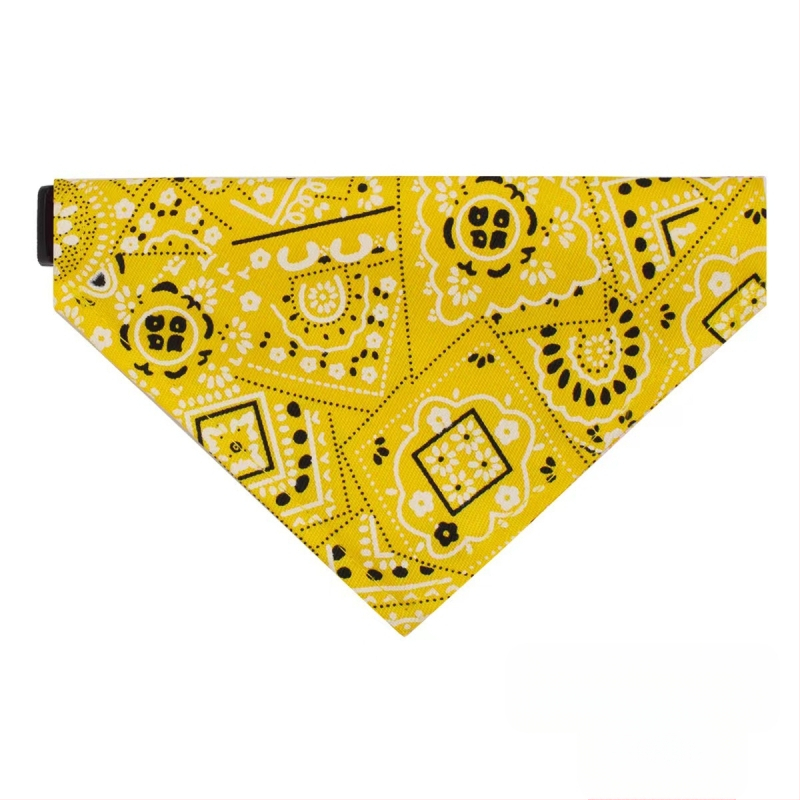 Lemmiklooma süljerätik suurele koerale kuldne retriiver armas kass kolmnurkne rätik keskmise suurusega koerale reguleeritav süljetasku