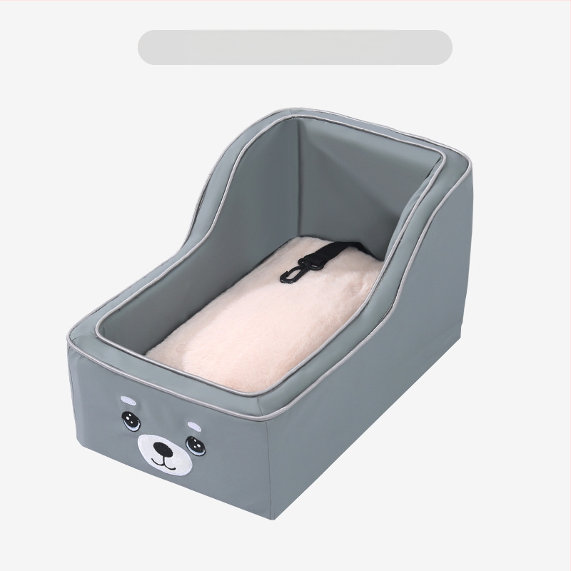 Keskjuhtimisega autokuut lemmiklooma autokuut väikese koera auto koera turvatool kassi esiosa autosõidu artefakt